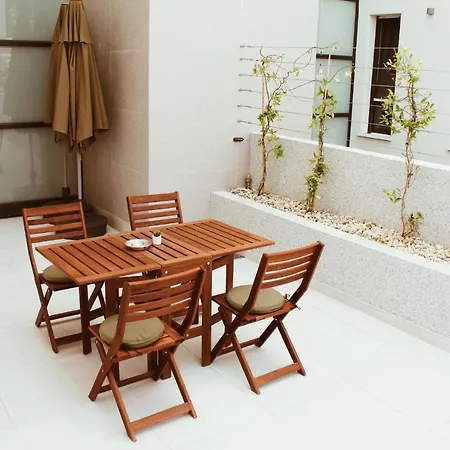 Cozy Seaside With Private Pool & Terrace Split