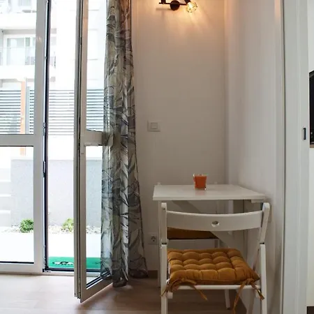 Cozy Seaside With Private Pool & Terrace Appartement Split