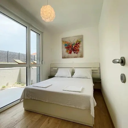 Cozy Seaside With Private Pool & Terrace * Split
