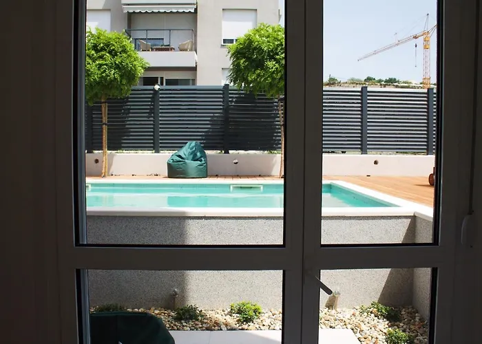 Apartamento Cozy Seaside With Private Pool & Terrace Split
