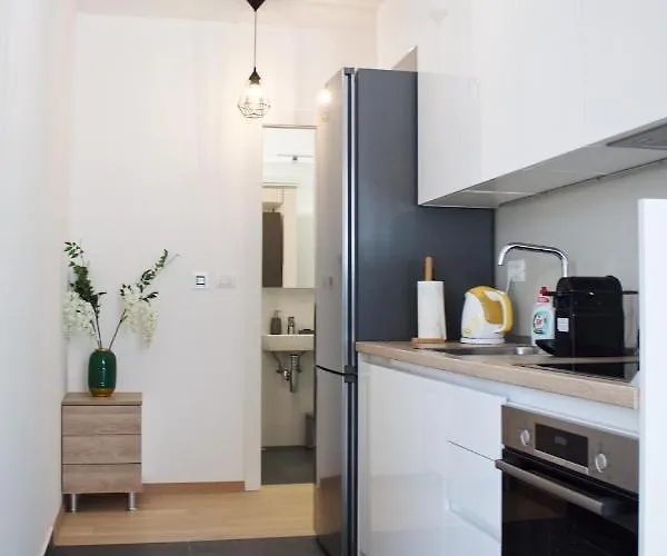 Apartamento Cozy Seaside With Private Pool & Terrace