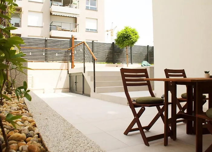 Cozy Seaside With Private Pool & Terrace * Split